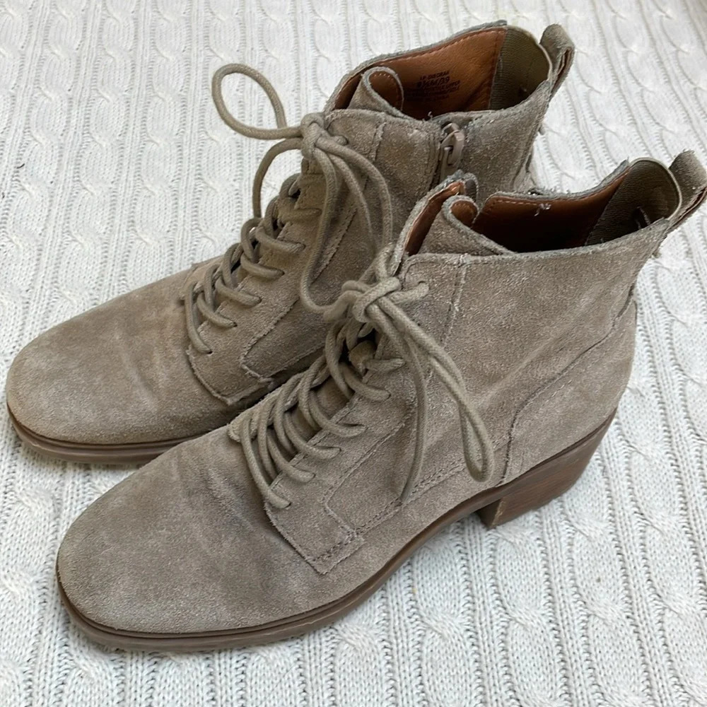 Lucky Brand Diedrah Lug Sole Suede Lace Up Moto Combat Boot Dune 8.5